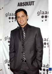 Джей Эрнандес (Jay Hernandez) 08.04.2006 "17THGlaad Media Awards" (13xHQ) 6xCGpI6d